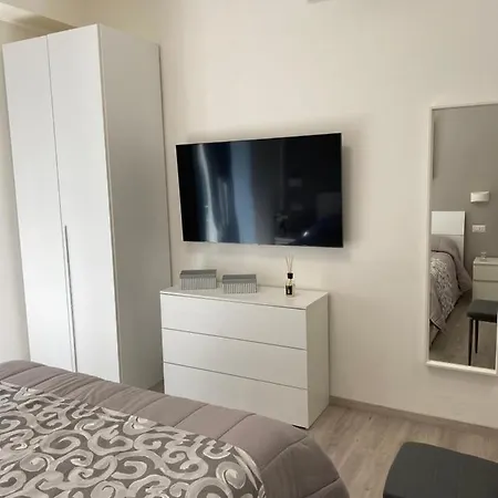公寓 Casa Marinella *